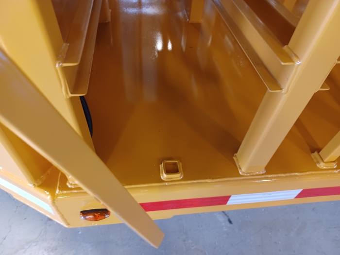 airport-runway-light-trailer-11
